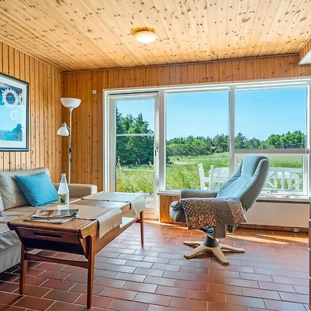 Gunborg - 800m From The Sea By Interhome